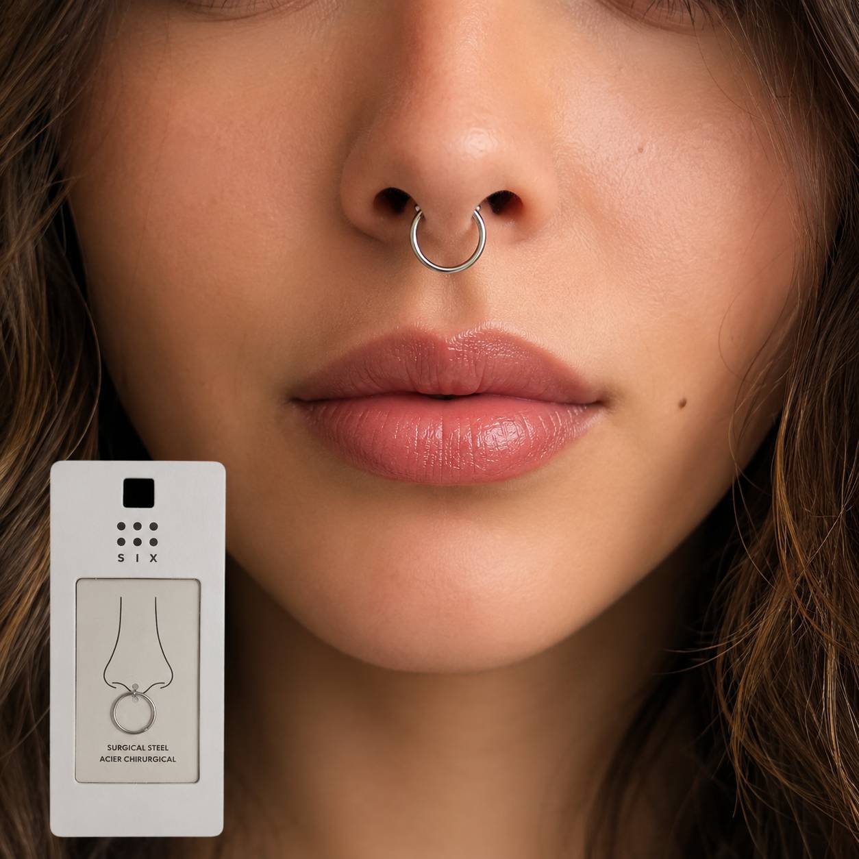 پیرسینگ بینی حلقه‌ای ساده نقره‌ای